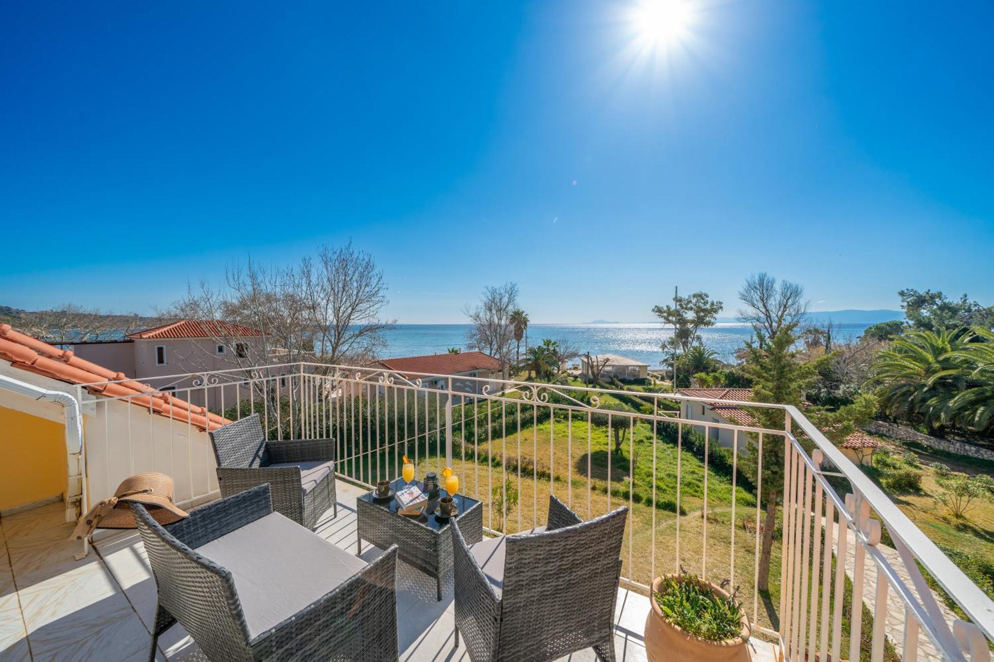 Southbank Seafront Apartments Katelios Exterior photo